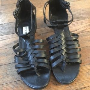 Steve Madden gladiator scrappy sandals